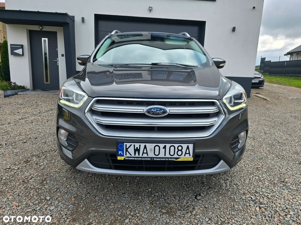 Ford Kuga 1.5 EcoBoost 2x4 Titanium - 11