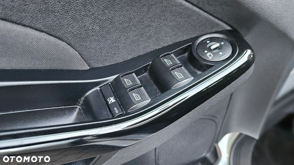 Ford Fiesta - 15