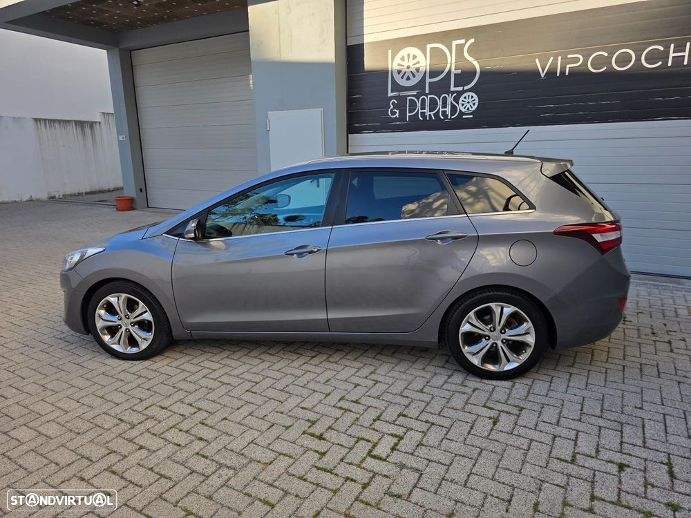 Hyundai i30 SW 1.6 CRDi Style J17 - 6