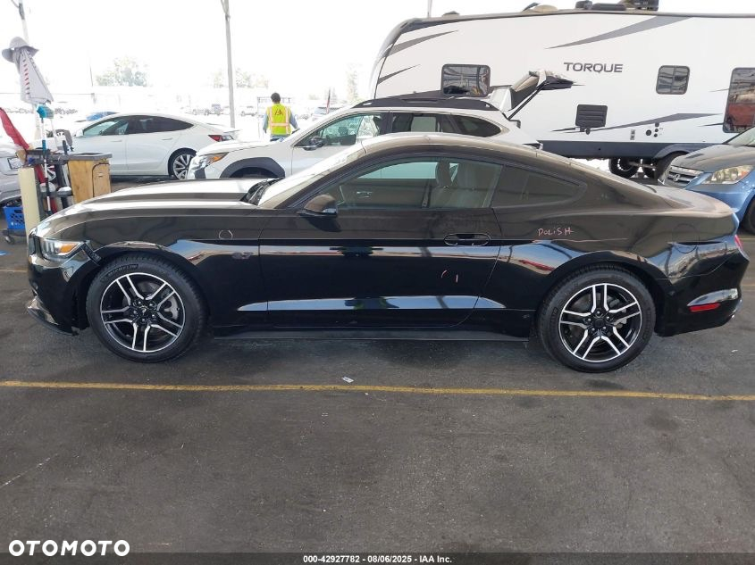 Ford Mustang 3.7 V6 Premium - 4