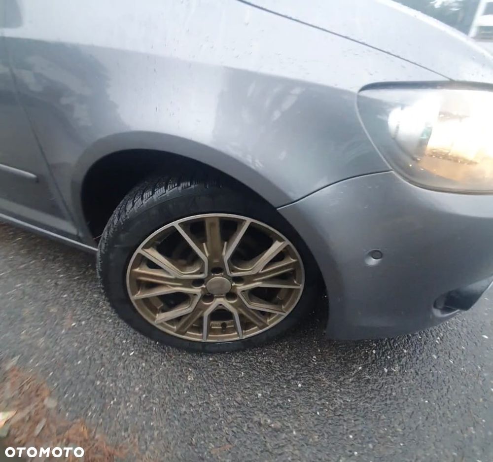 Volkswagen Golf Plus 1.6 TDI Comfortline DSG - 10