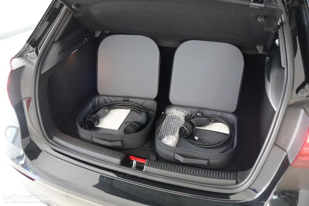 Mercedes-Benz A 250 e 8G-DCT AMG Line Advanced Plus - 17