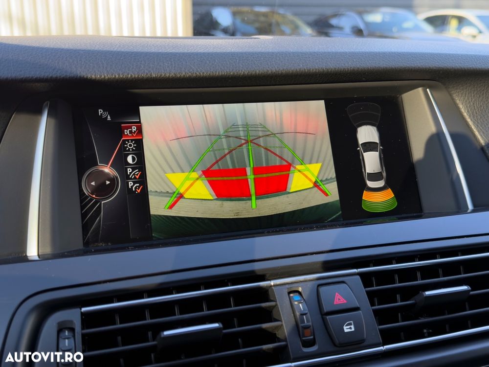 BMW Seria 5 525d Aut. - 10