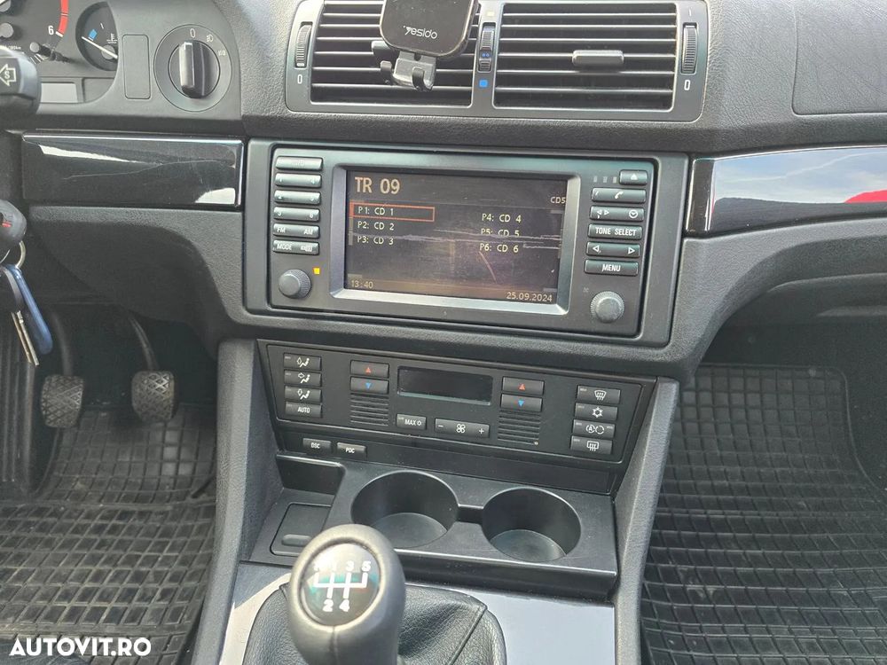 BMW Seria 5 525d Touring - 18