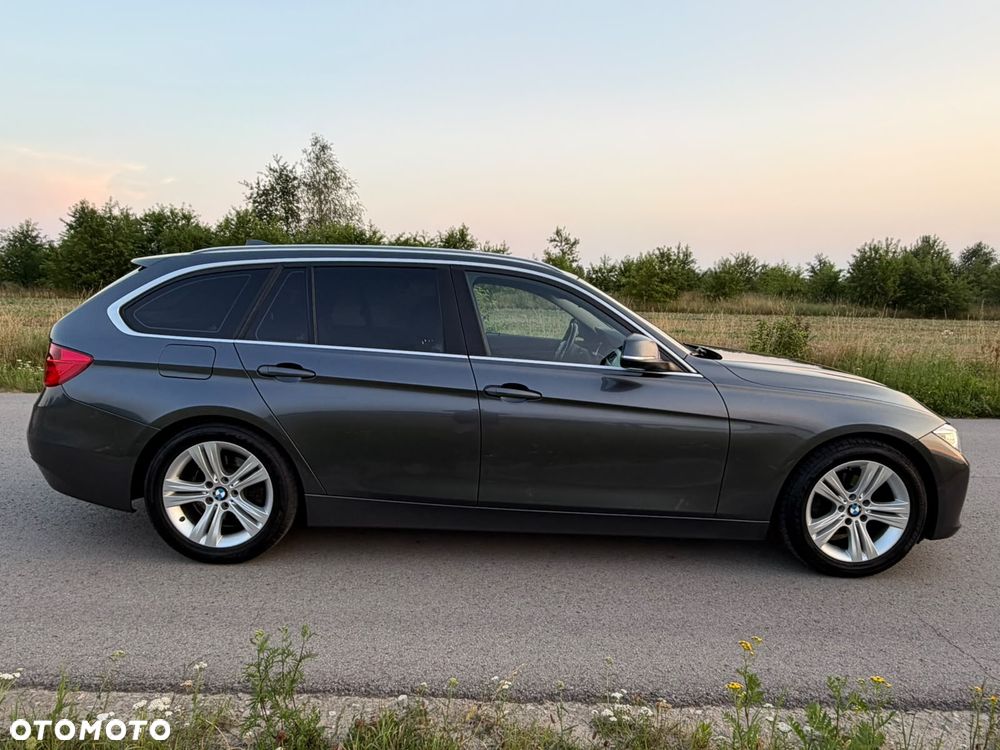 BMW Seria 3 320d Luxury Line - 16