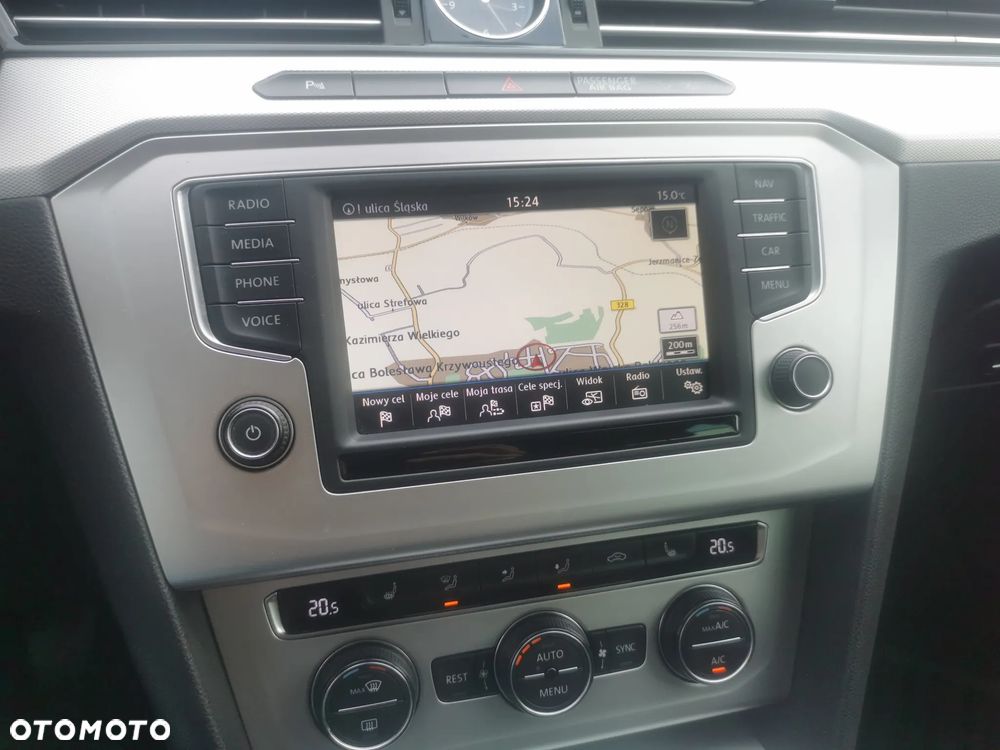 Volkswagen Passat Variant 2.0 TDI BMT Comfortline - 17