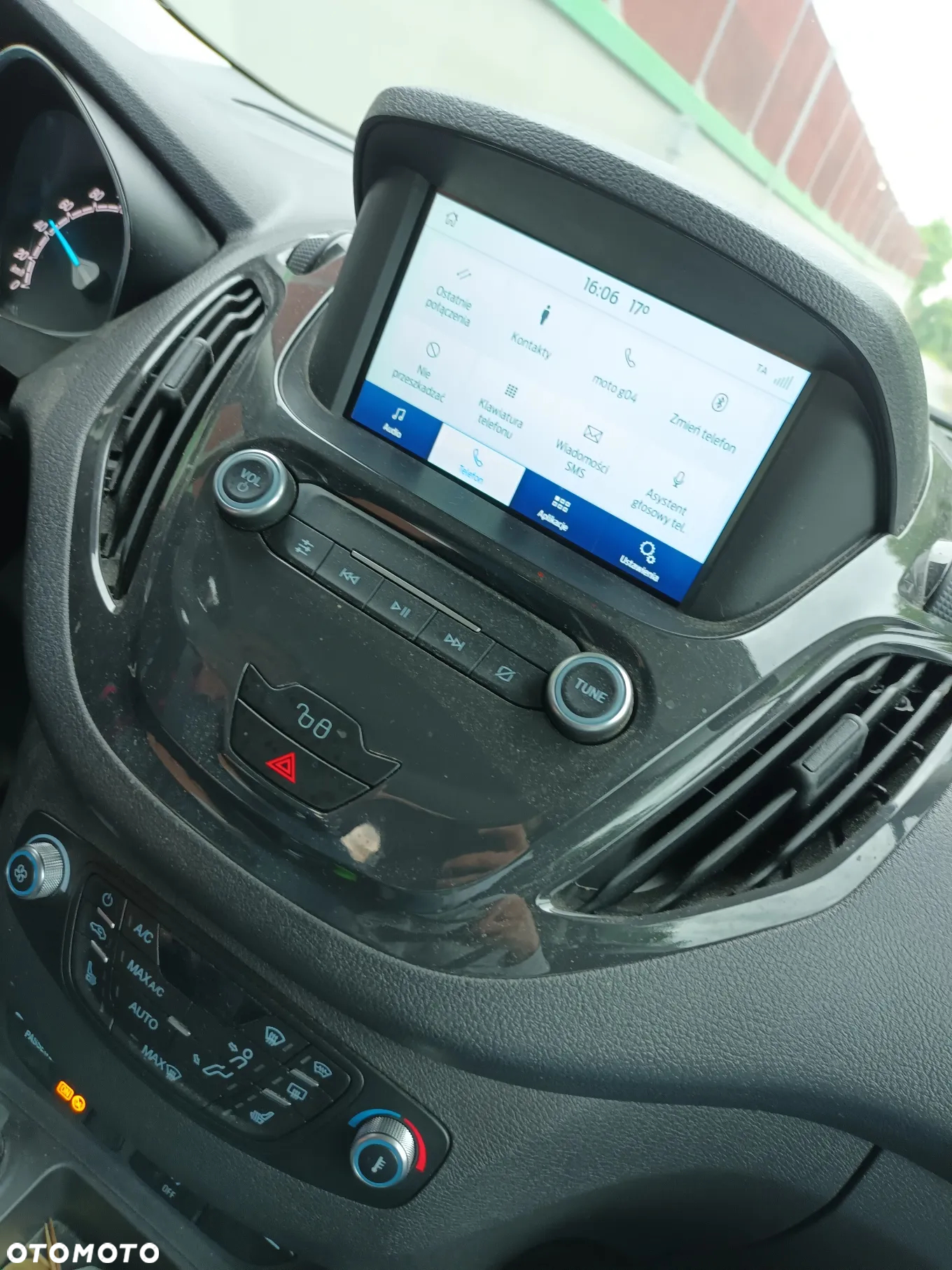 Ford Tourneo Courier - 4