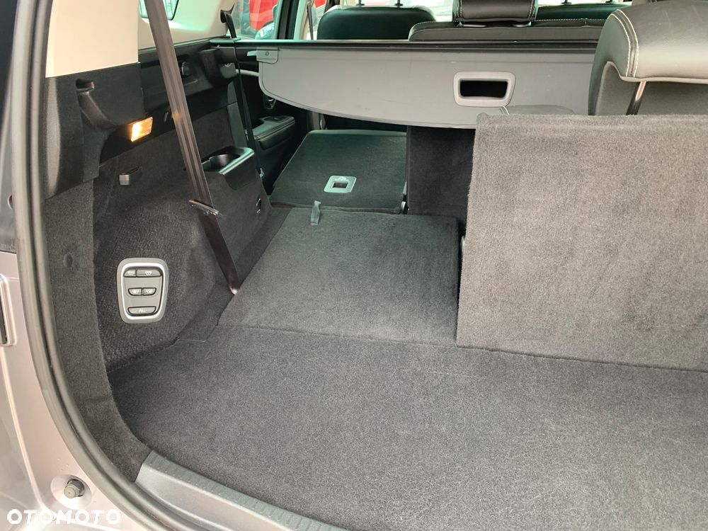 Renault Grand Scenic - 18