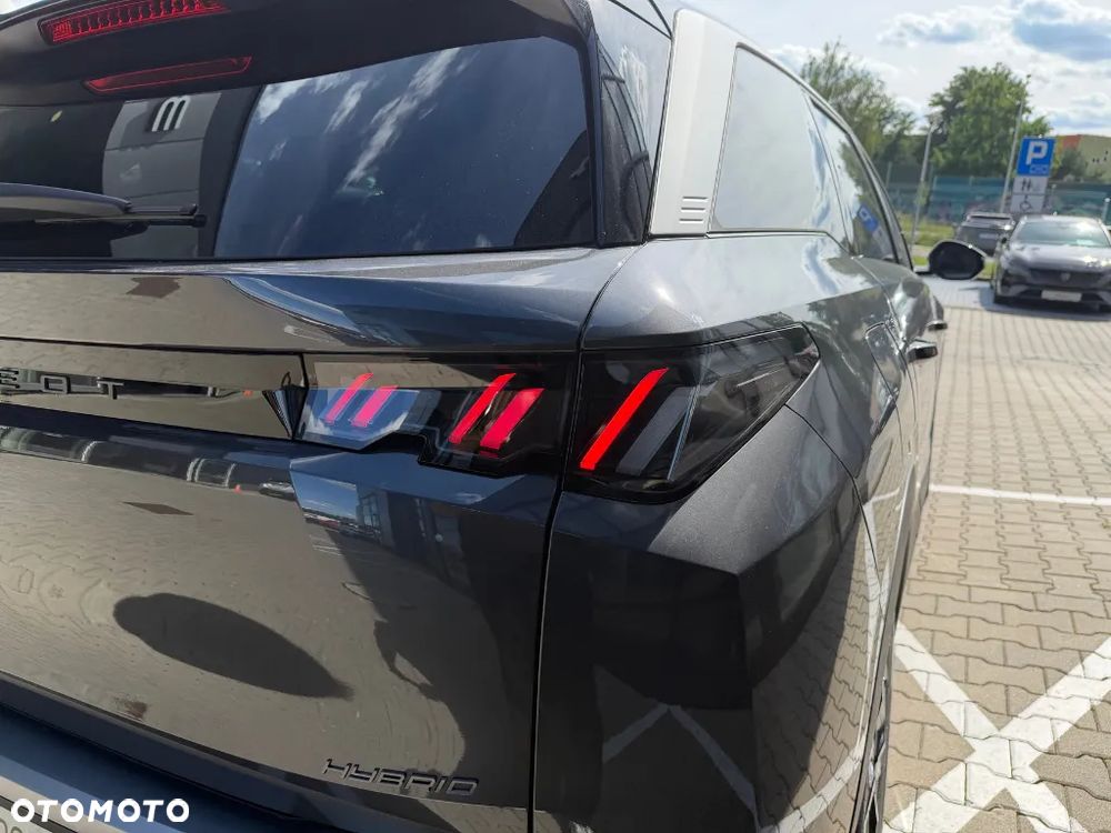 Peugeot 5008 1.2 PureTech mHEV Business S&S e-DCS6 - 7