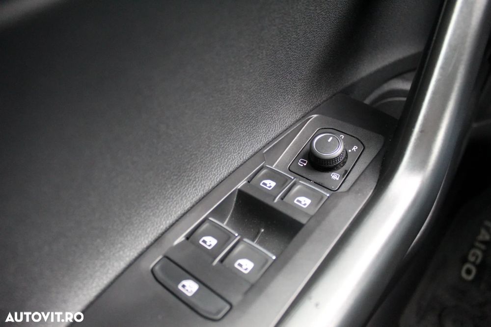 Volkswagen Taigo - 11