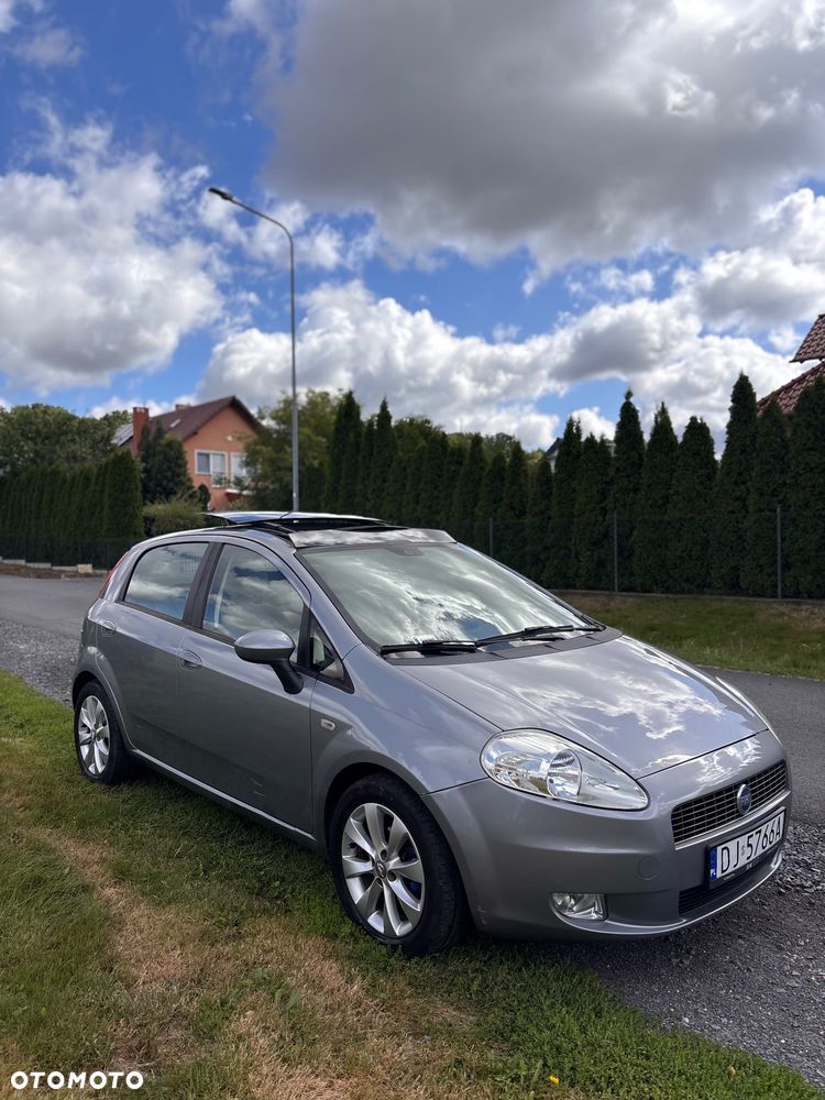 Fiat Punto 1.4 16V Dynamic - 1