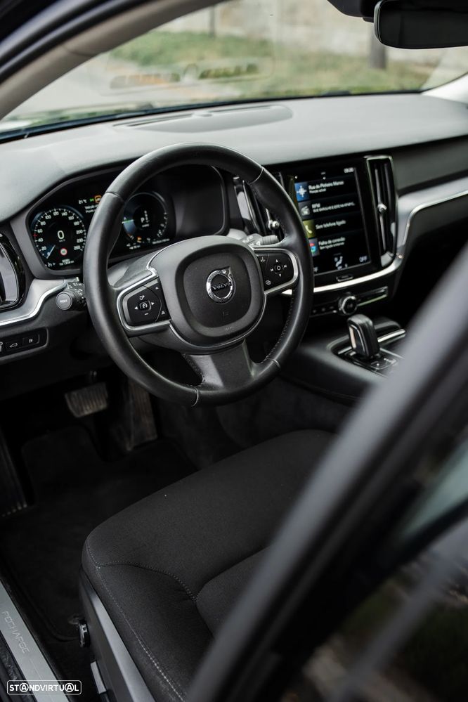 Volvo V60 2.0 T6 AWD TE R-Design - 27