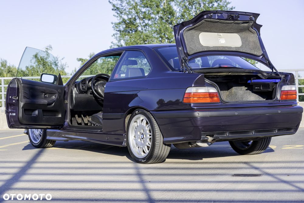 BMW Seria 3 316i - 26