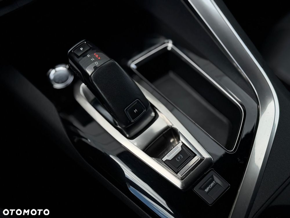 Peugeot 3008 BlueHDi 180 Stop & Start EAT8 GT - 14
