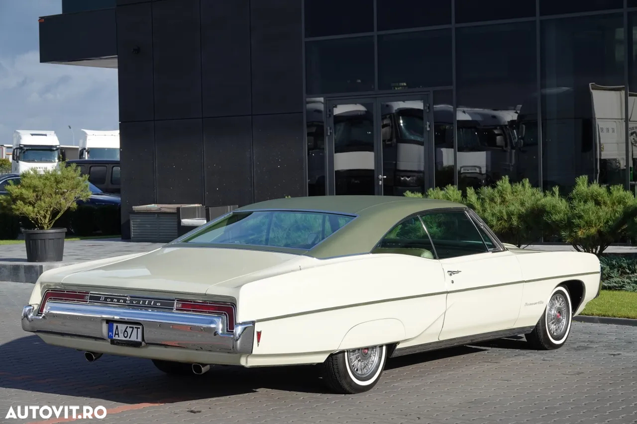Pontiac Bonneville - 11