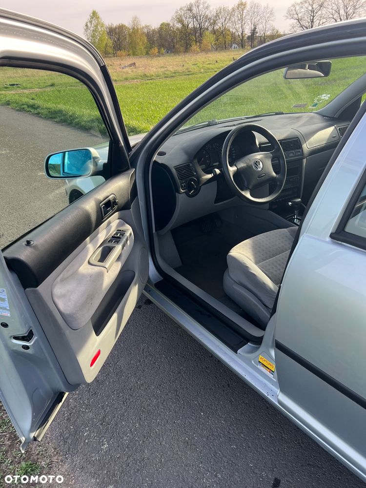 Volkswagen Golf - 15