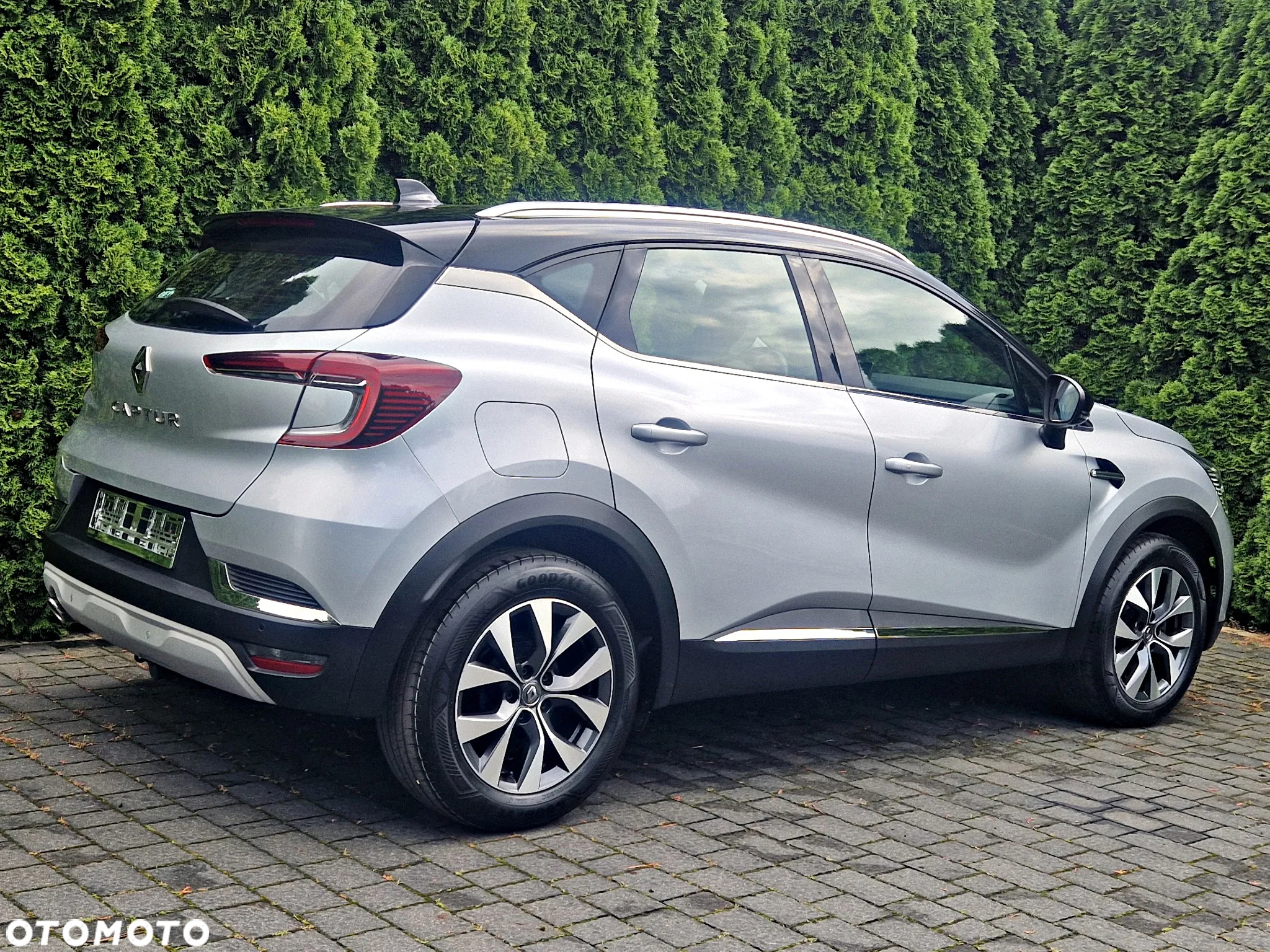 Renault Captur 1.3 TCe Intens EDC - 10