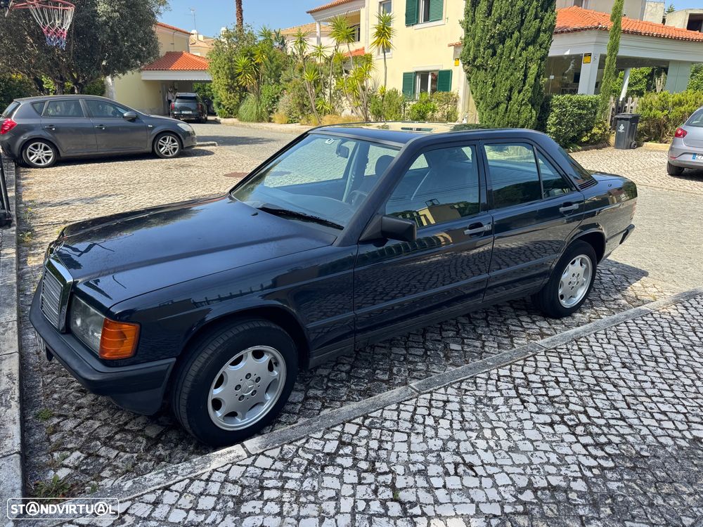 Mercedes-Benz A 190 - 1
