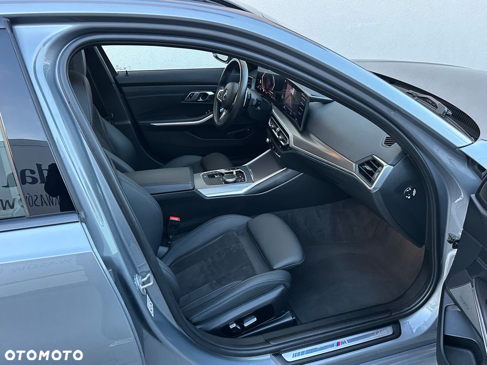 BMW Seria 3 330e xDrive M Sport - 22