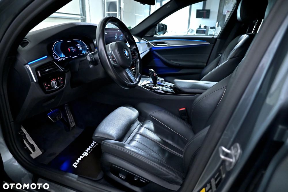 BMW Seria 5 530e xDrive M Sport sport - 15