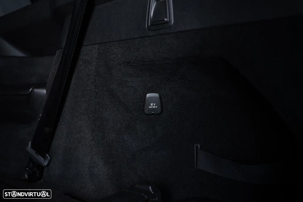 Volvo XC 90 2.0 D4 R-Design - 49