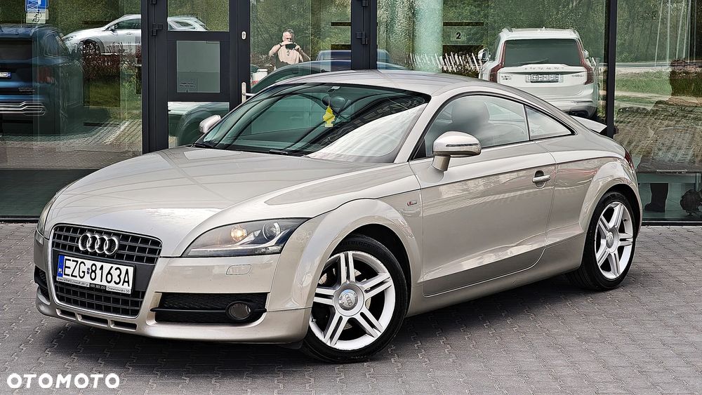 Audi TT Coupé - 11