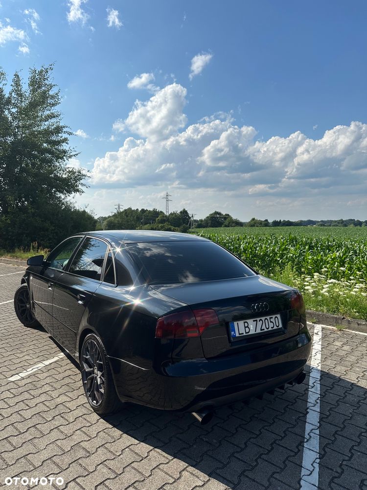 Audi A4 Limousine 2.0 T FSI quattro - 6