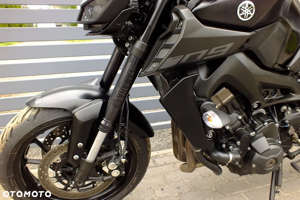 Yamaha MT - 12