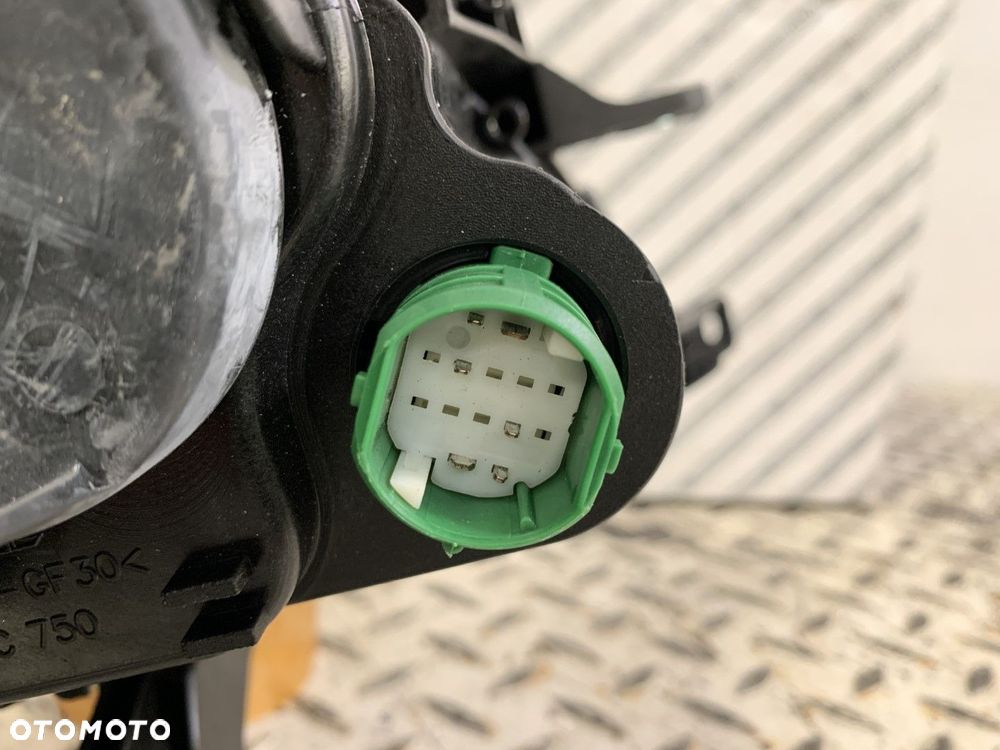 NOWA ORYGINALNA LAMPA LAMPA LEWA PRZEDNIA LEWY PRZÓD LANCIA DELTA 08-14 51876348 - 9