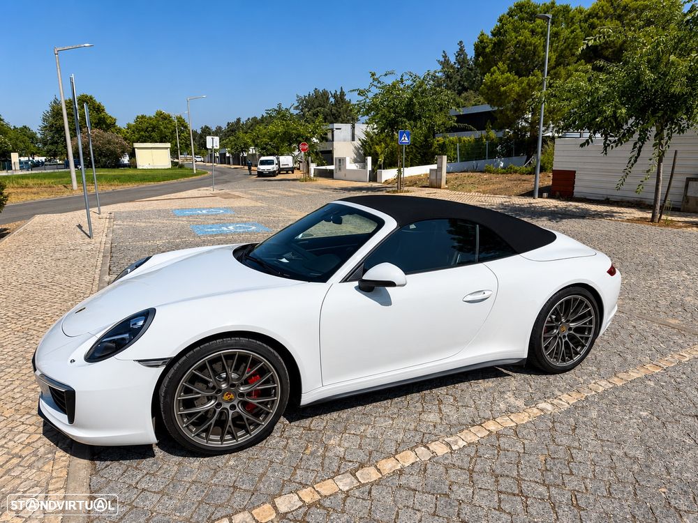 Porsche 911 Série F - 1