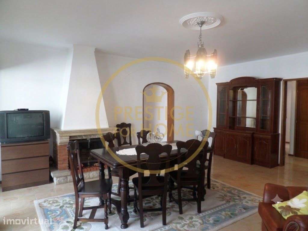PENTHOUSE T3+1, GARAGEM E ARRECADAÇÃO LOULÉ CENTRO - Grande imagem: 4/55
