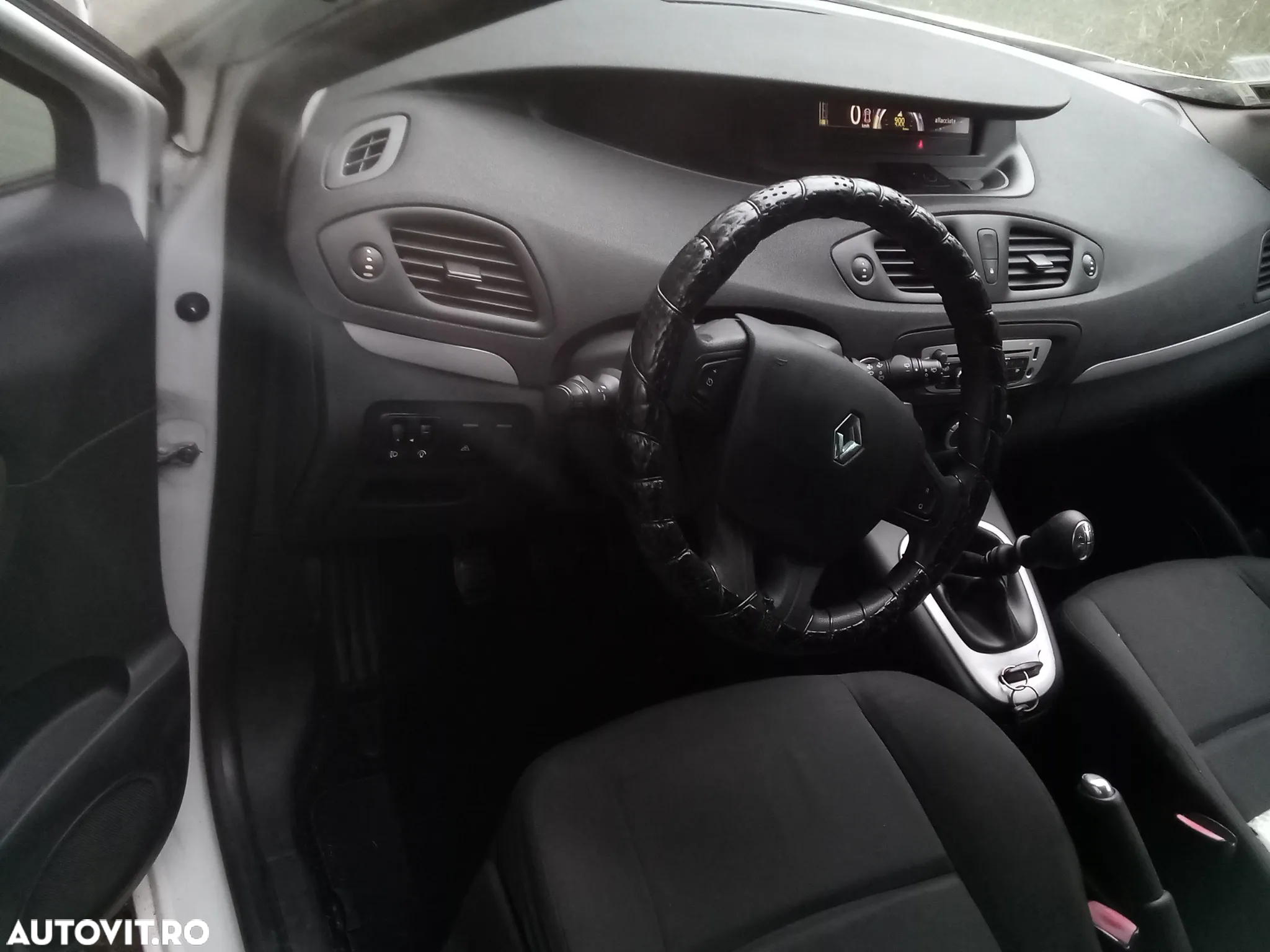 Renault Scenic dCi 110 Expression - 3