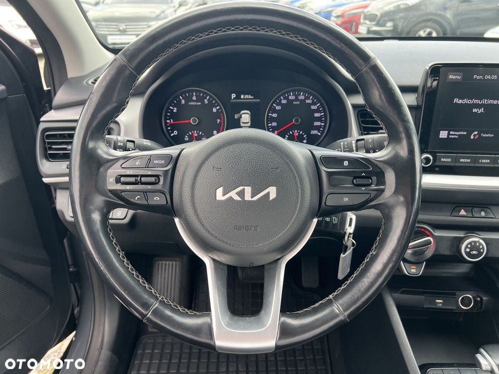 Kia Stonic - 19