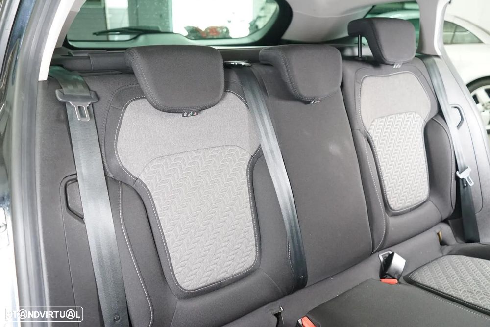 Renault Mégane Sport Tourer 1.3 TCe Limited EDC - 40