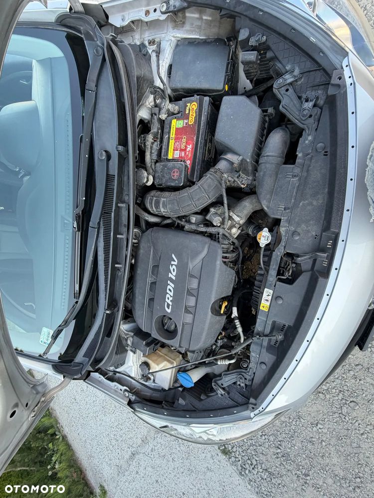 Hyundai i30 1.6 CRDi Premium - 24