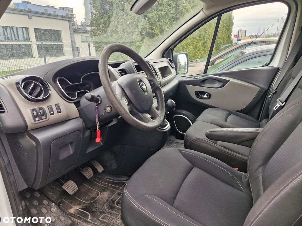 Renault TRAFIC - 16