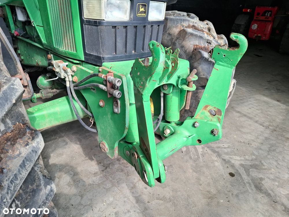 John Deere 7710 - 15