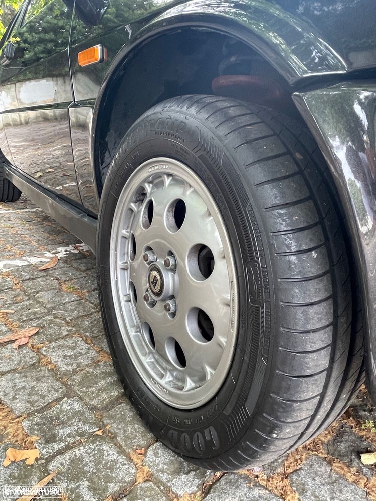 Lancia Delta 1.6 HF Turbo - 12