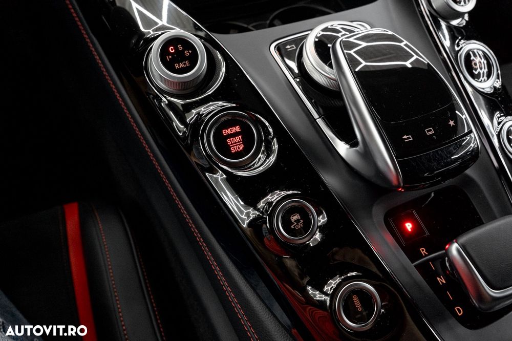 Mercedes-Benz AMG GT S Coupe Speedshift 7G-DCT Edition 1 - 34