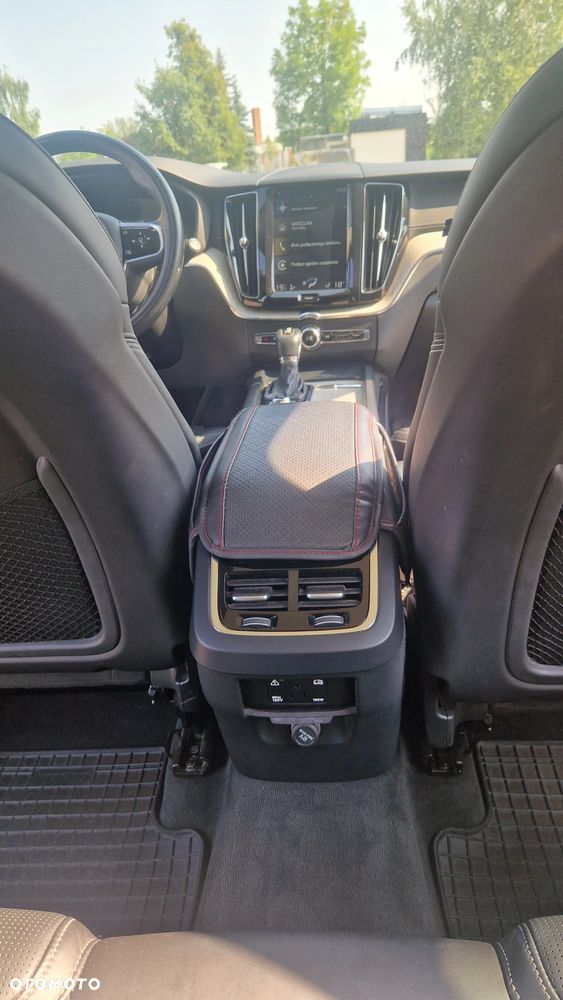 Volvo XC 60 T6 AWD Inscription - 25