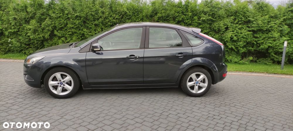 Ford Focus - 8