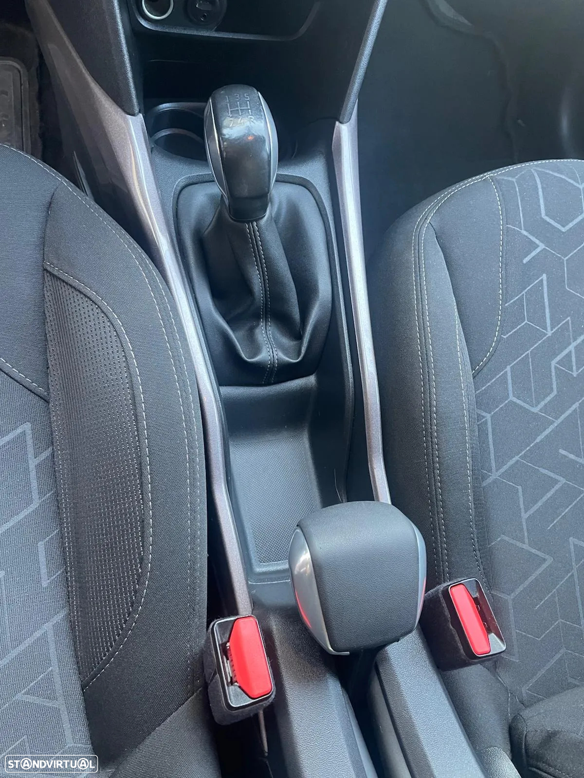 Peugeot 2008 1.6 BlueHDi Style - 8