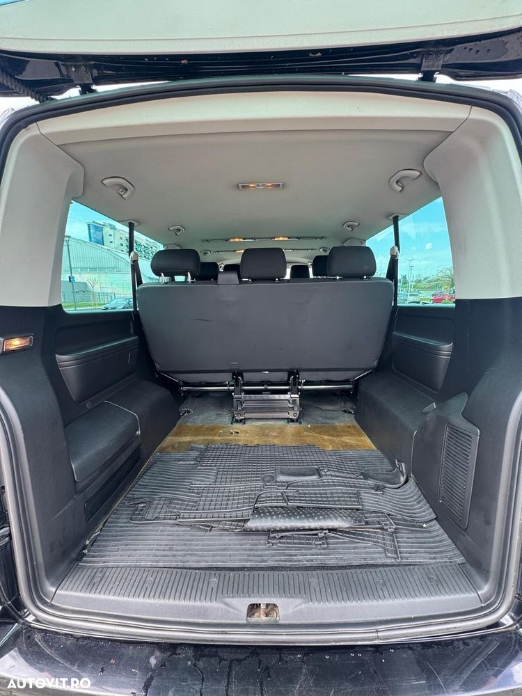 Volkswagen Caravelle - 9