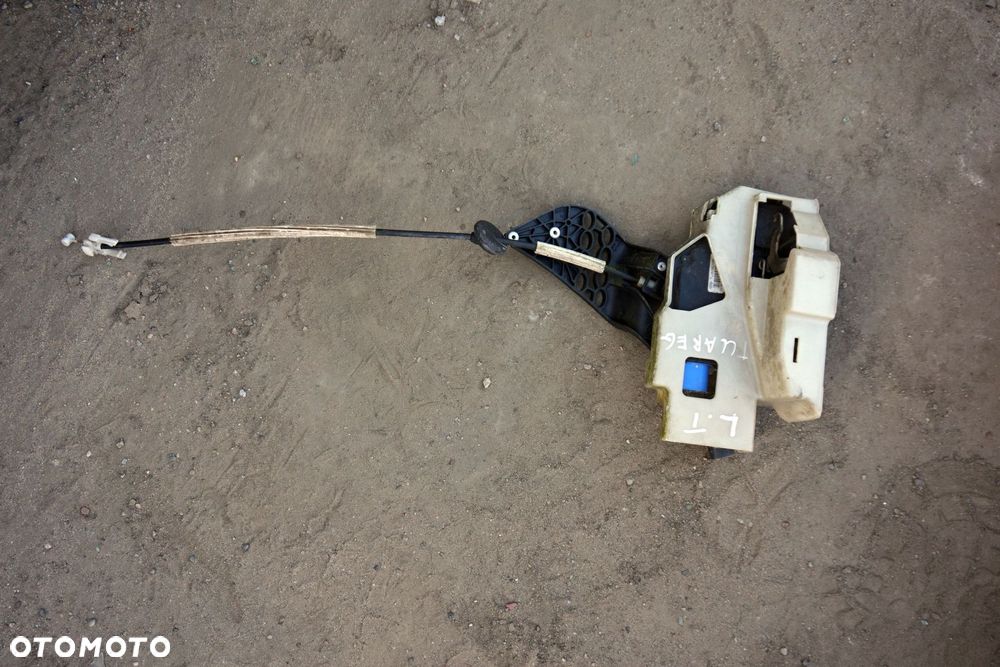 ZAMEK DRZWI LEWY TYŁ TOUAREG I 7L  VOLKSWAGEN 2002-2010 - 1