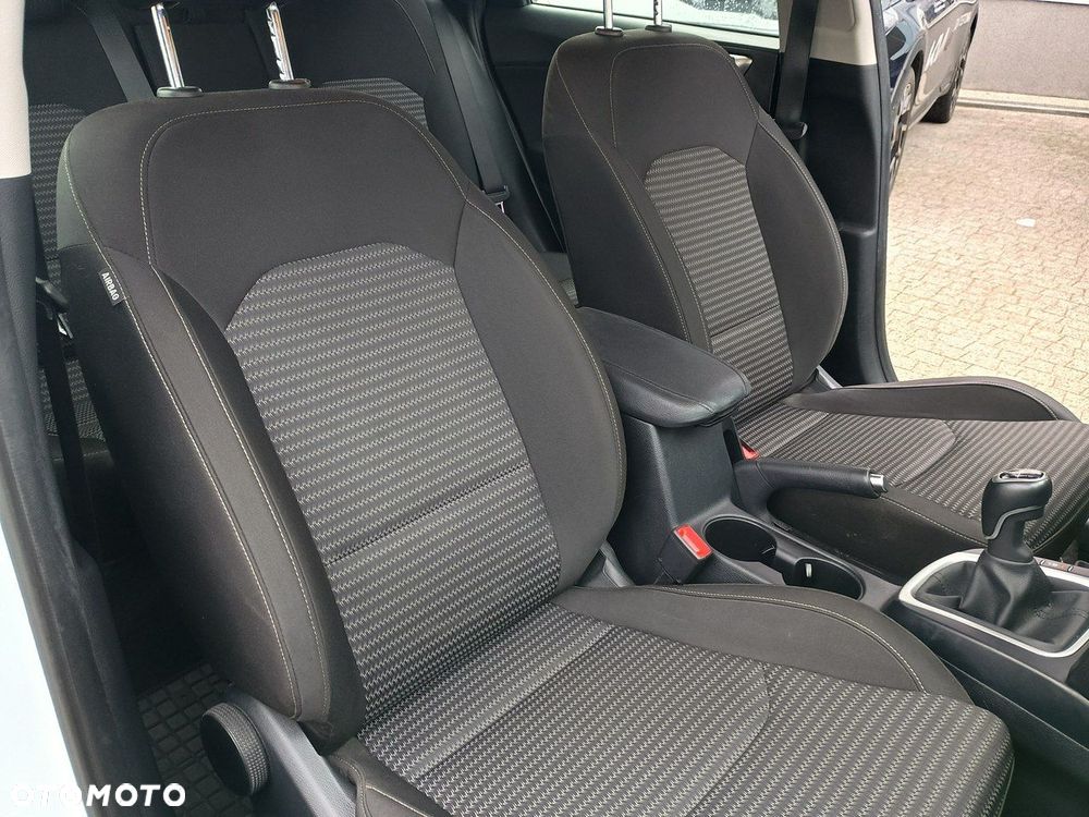 Kia Ceed 1.5 T-GDI M - 18