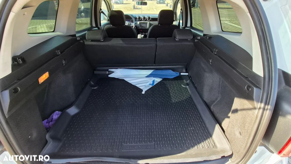 Dacia Duster 1.5 dCi 4WD Comfort - 16