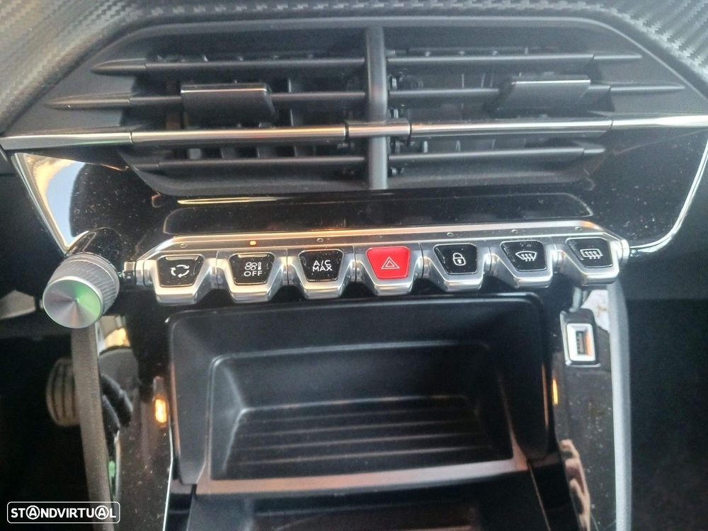 Peugeot 208 1.2 PureTech Active Pack - 20