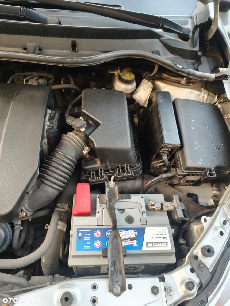 Toyota Auris 1.6 Dynamic - 21