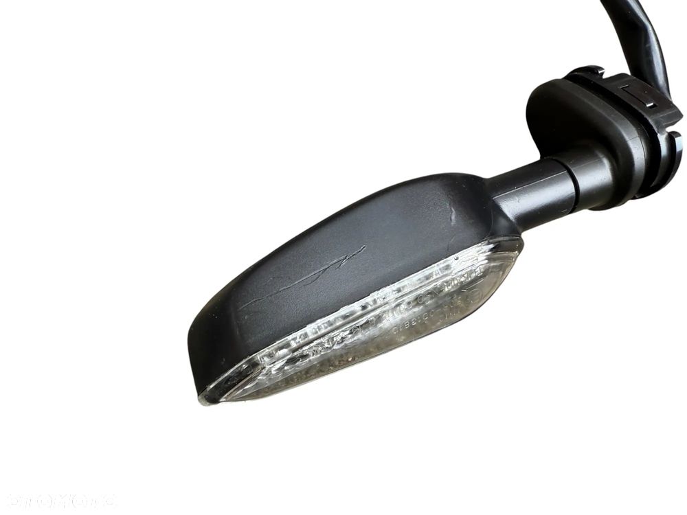 Kierunkowskaz   Yamaha Niken 900    17-21R - 2