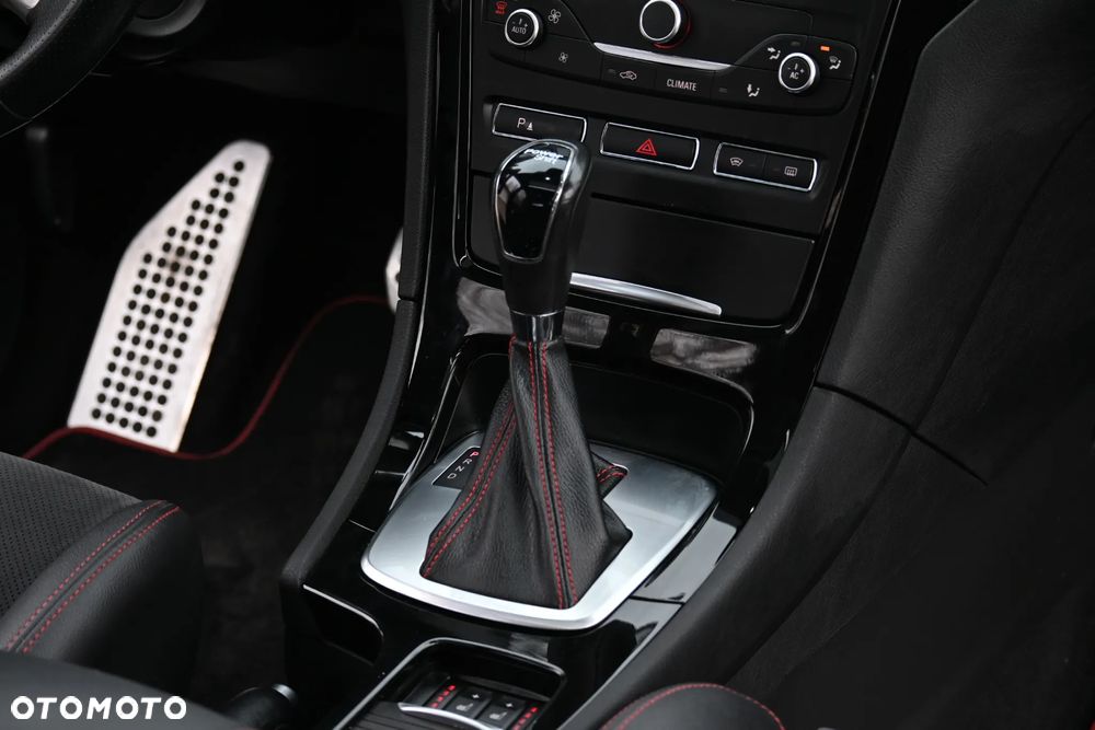 Ford Mondeo 2.0 EcoBoost Titanium S - 26